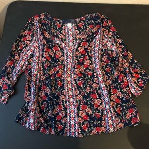 Floral 3/4 sleeve blouse